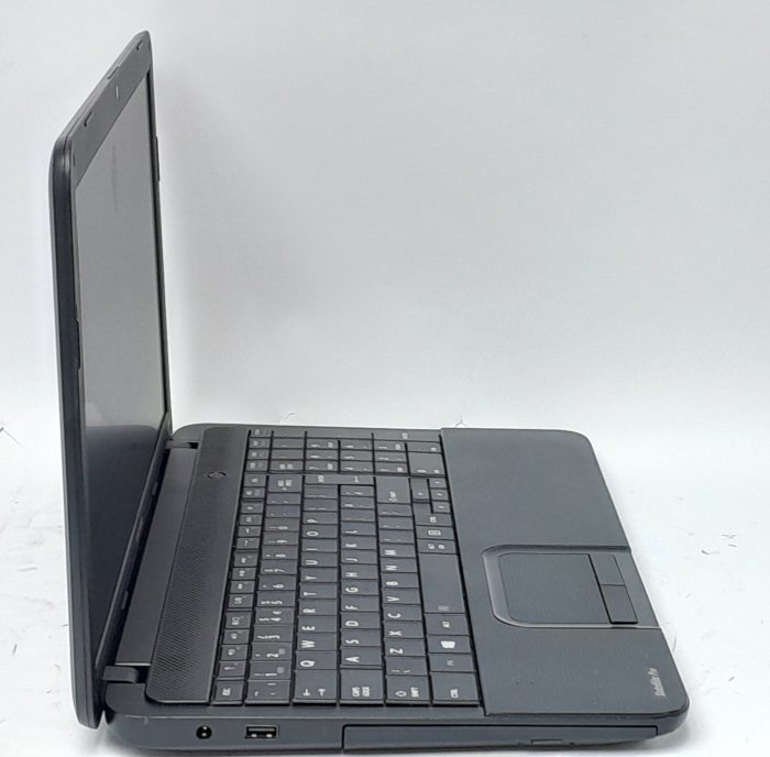 Toshiba_Satelite_Pro_C850_4