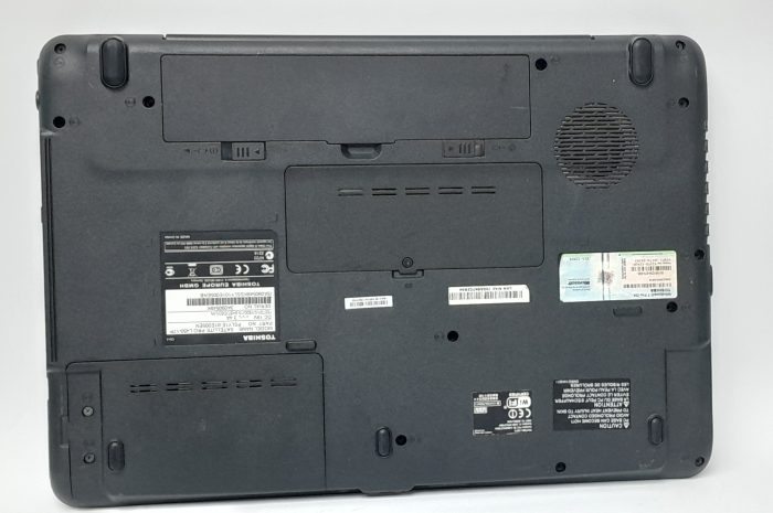 Toshiba_Satelite_Pro_L450_17p_7