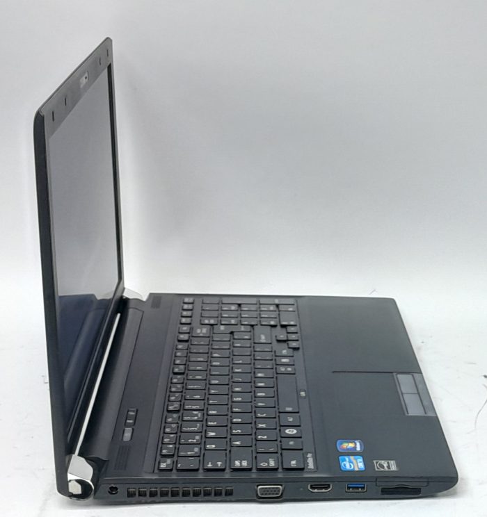 Toshiba_Satelite_Pro_R850_4