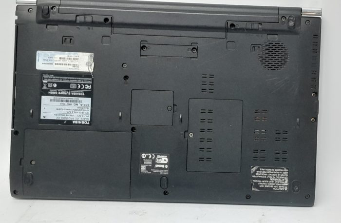 Toshiba_Satelite_Pro_R850_6