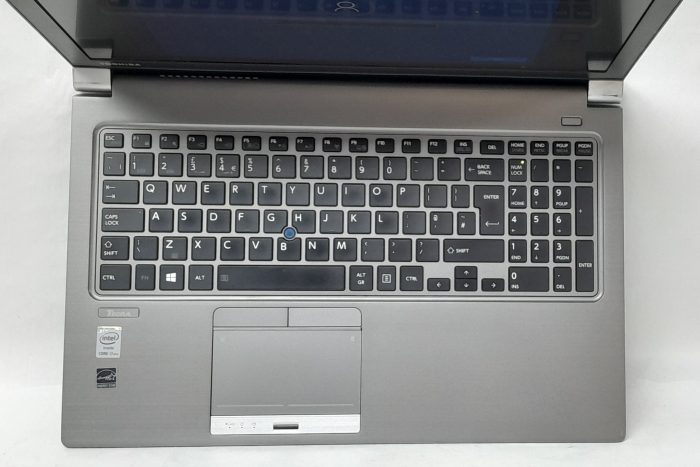 Toshiba_Tecra_Z50-a_2