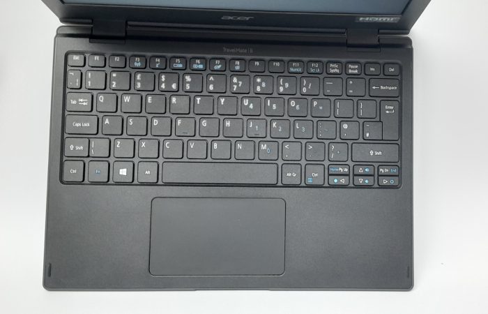 Acer_Travel_Mate_B118_N16q15_2