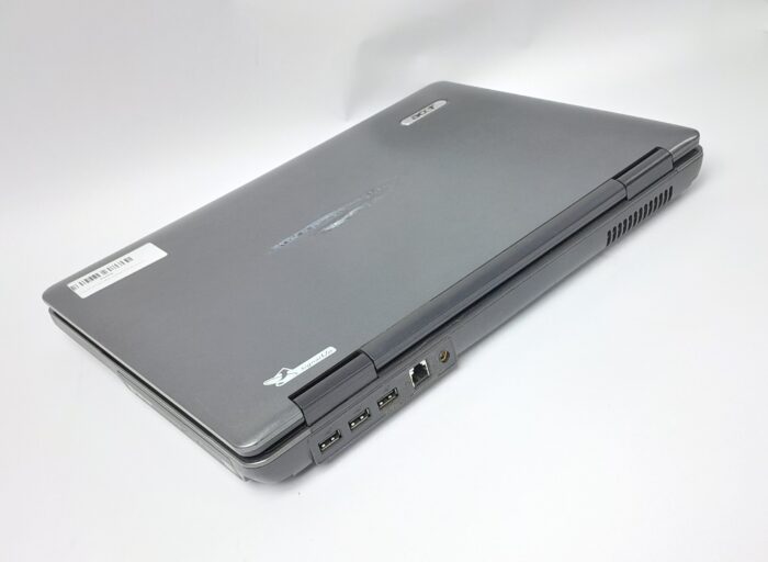 Acer_Travelmate_5720_4