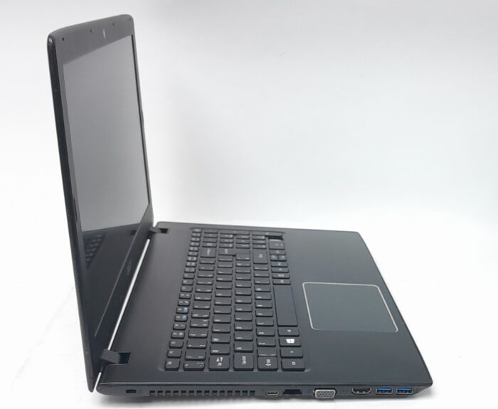 Acer_Travelmate_P259_4