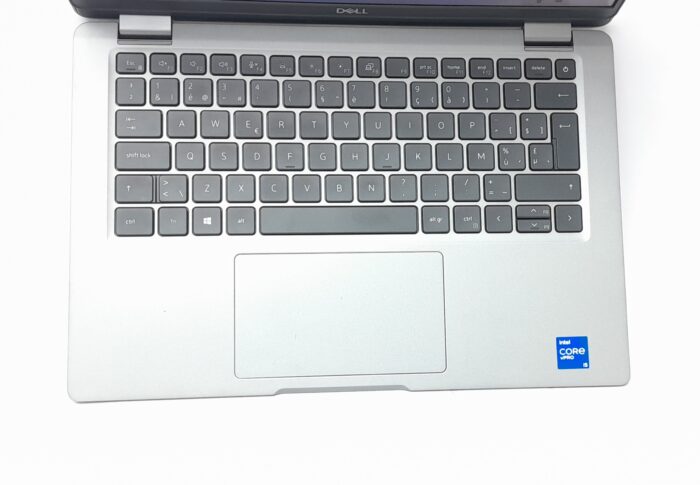Dell_Latitude_5320_3