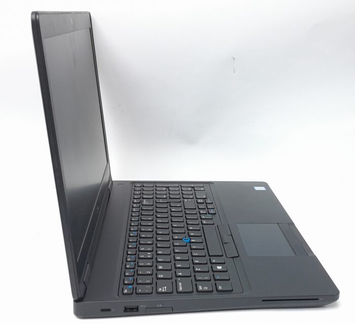 Dell_Latitude_5591_4