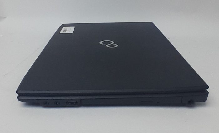 Fujitsu_Lifebook_A514_4