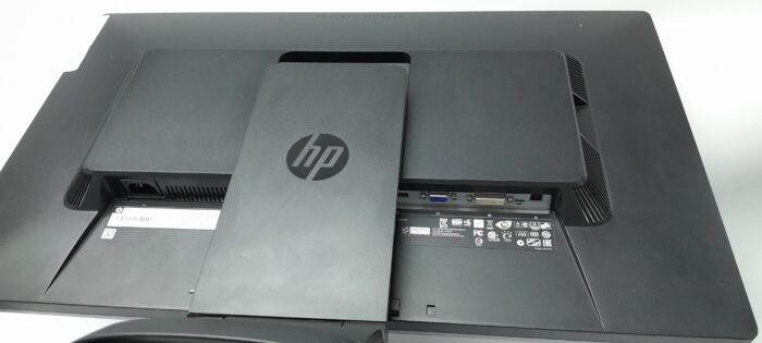 HP_Elite_Display_E271i_4