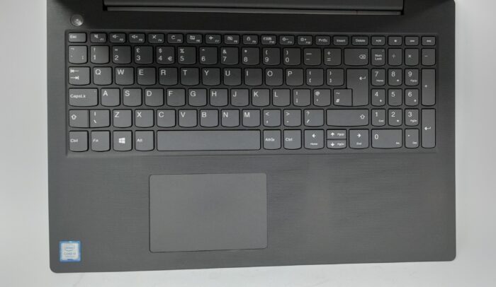 Lenovo_V130-15ikb_2