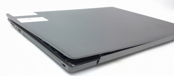 Lenovo_V130-15ikb_5