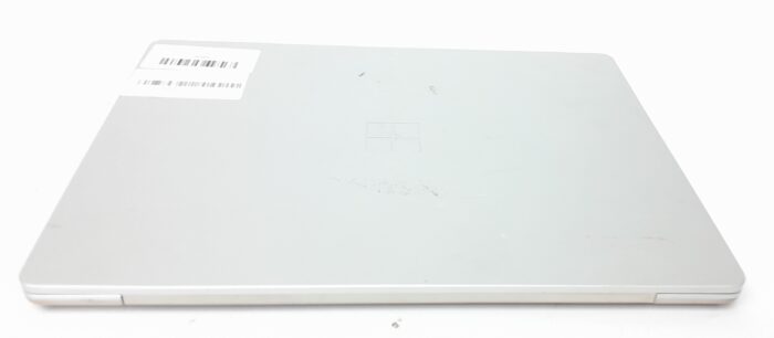Microsoft_Surface_Laptop_Go_1943_5