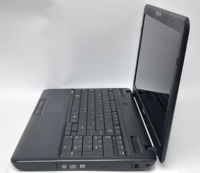Toshiba_Satelite_C660-10d_3