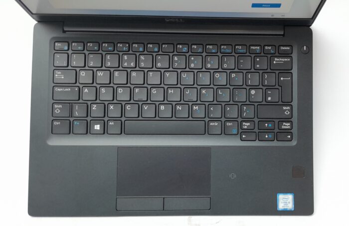 Dell_Latitude_7390_2