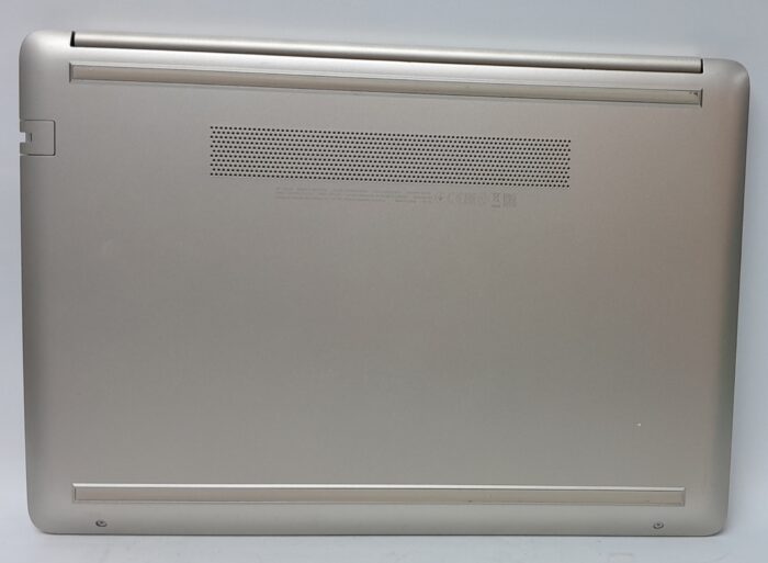 HP_Laptop_14-ck0599na_6