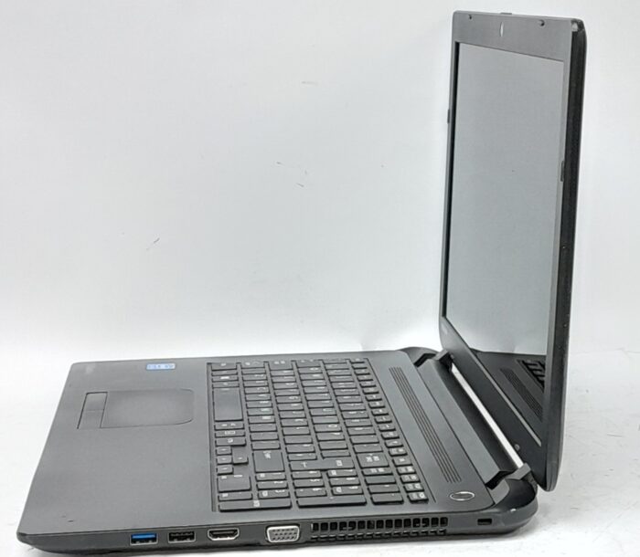 Toshiba_Satellite_C50-b_3