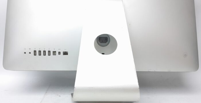 Apple_iMac12,1_3