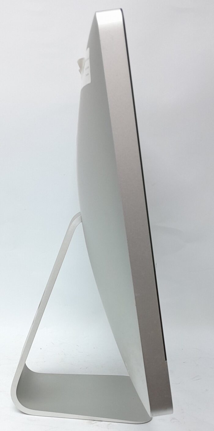 Apple_imac_12,1_2