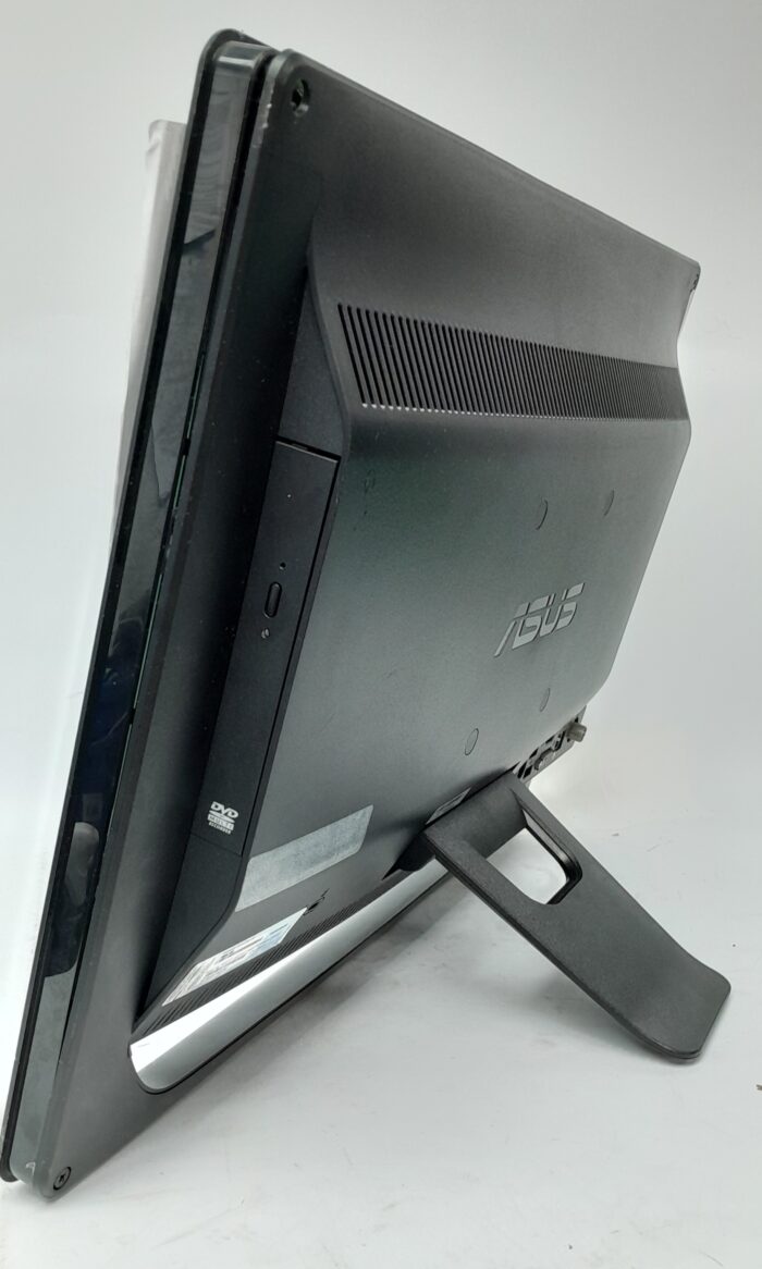 Asus_Et2013i_2