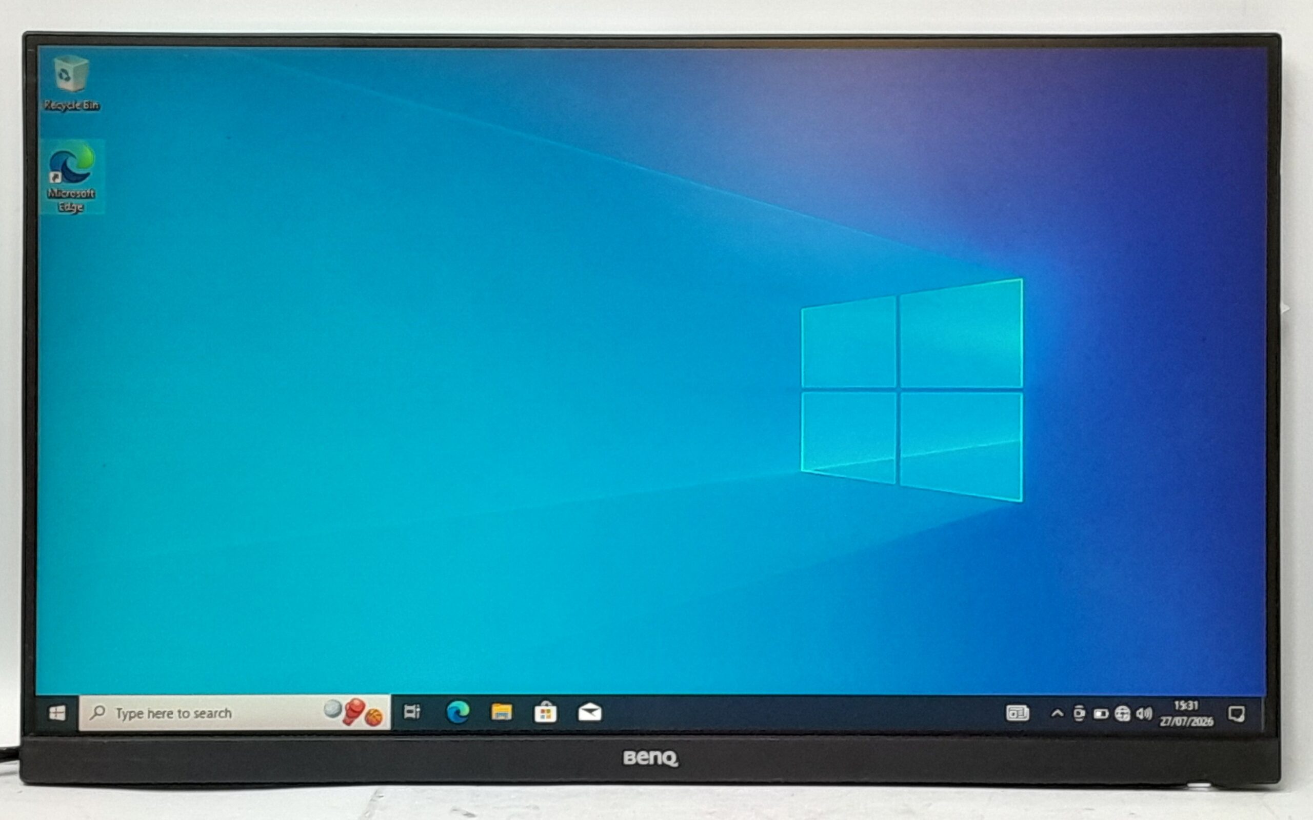 Benq_Gl2580t_1.jpg Benq_Gl2580t_1