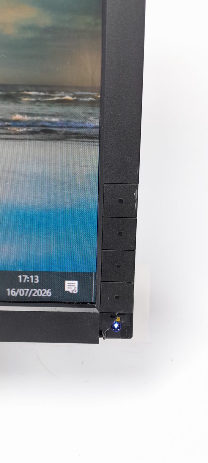 Dell_E2211hb_2