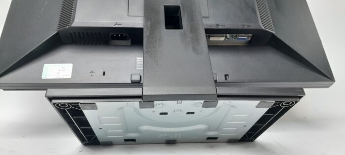 Dell_E2211hb_3