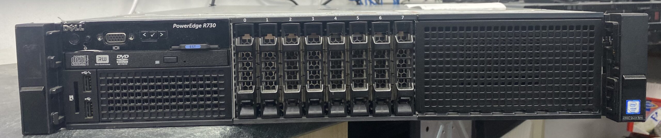 Dell_Poweredge_R730_1.jpeg Dell_Poweredge_R730_1