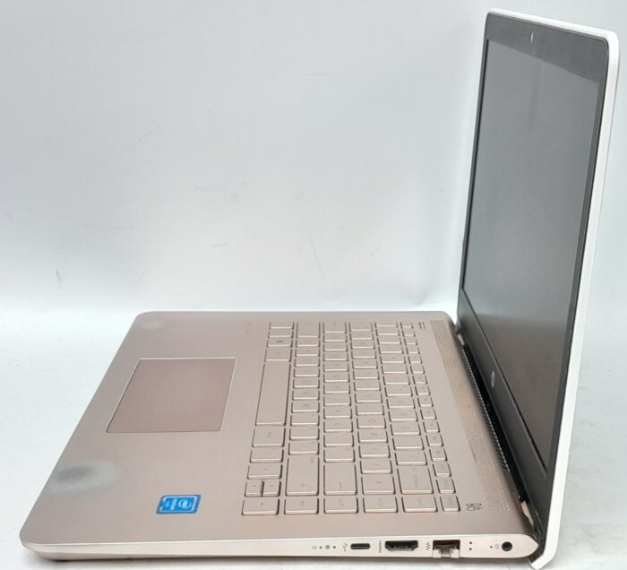 HP_Pavilion_Laptop_14-bk069na_3