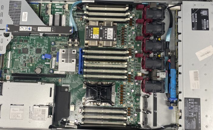 Hpe_Proliant_Dl360_Gen10_3