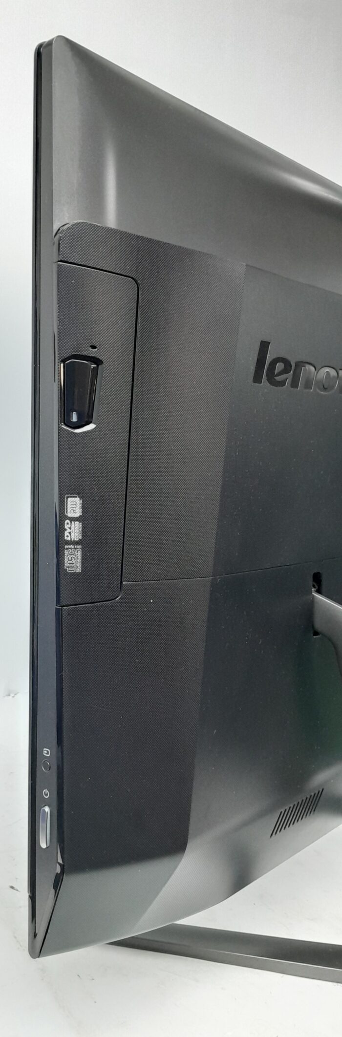 Lenovo_Ideacentre_B50-30_2