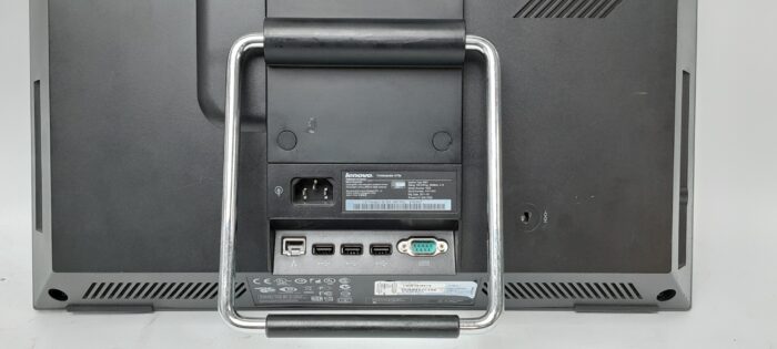 Lenovo_Think_Center_A70z_4