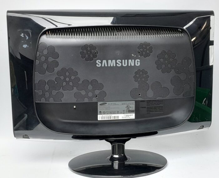 Samsung_Syncmaster_2033_4