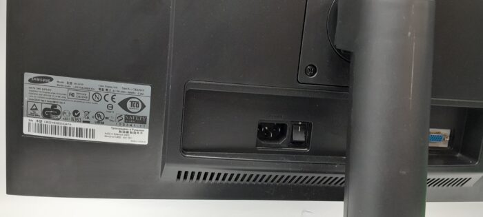 Samsung__Bx2240_3