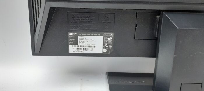 Acer_V193wv_2