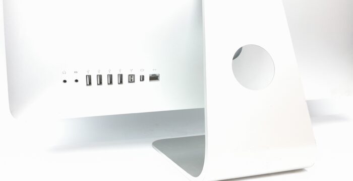 Apple_iMac11,2_3