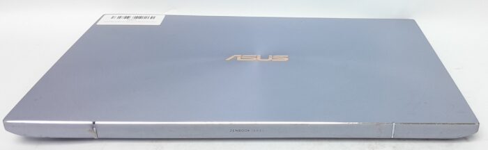 Asustek_Computer_Inc._Zenbook_Ux431D_5