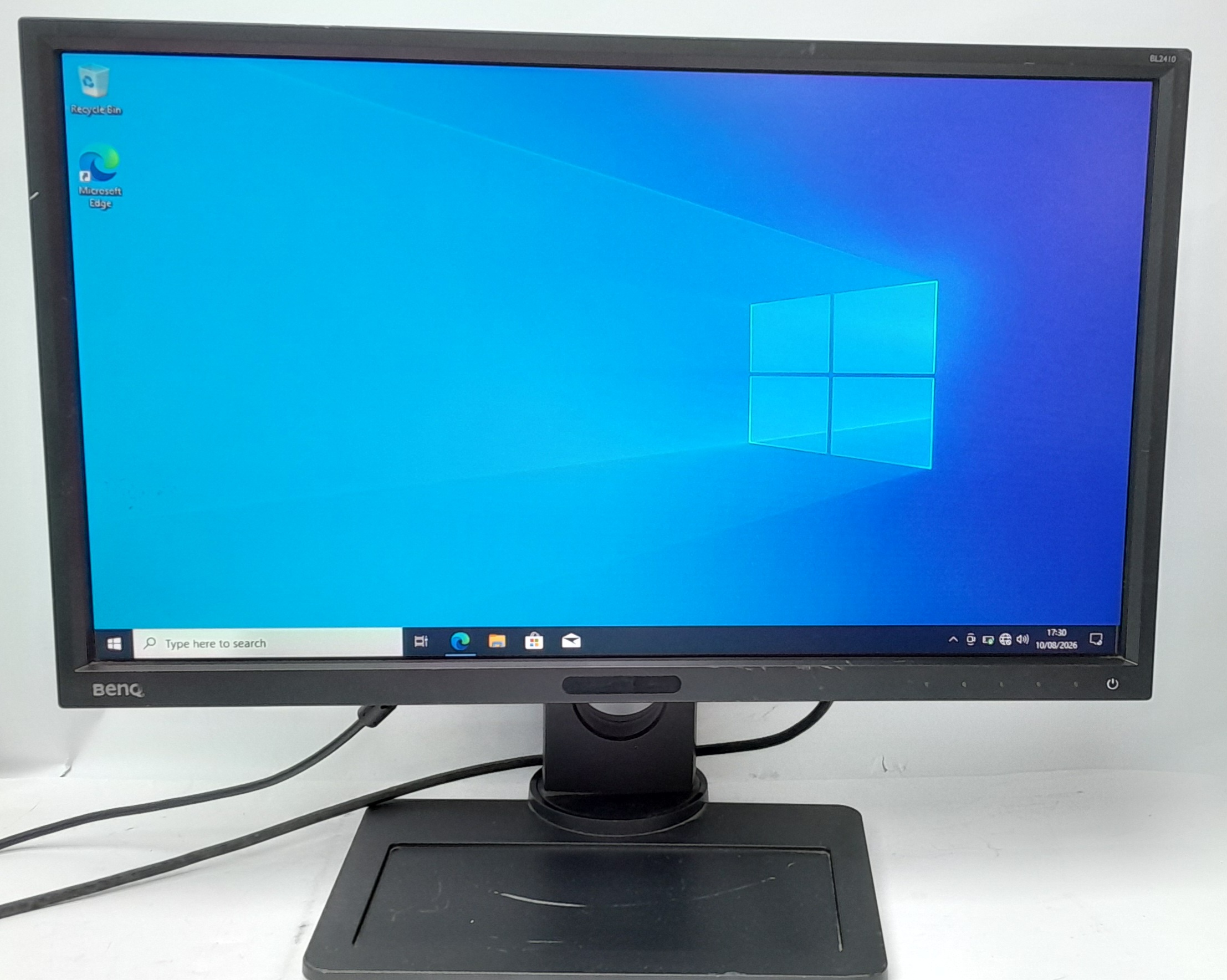 Benq_Bl2410_1.jpg Benq_Bl2410_1