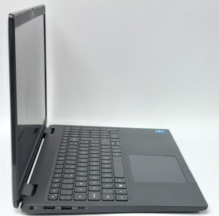 Dell_Latitude_3520_4