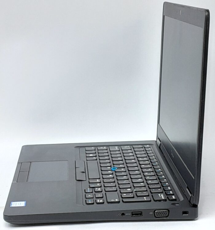 Dell_Latitude_5490_3