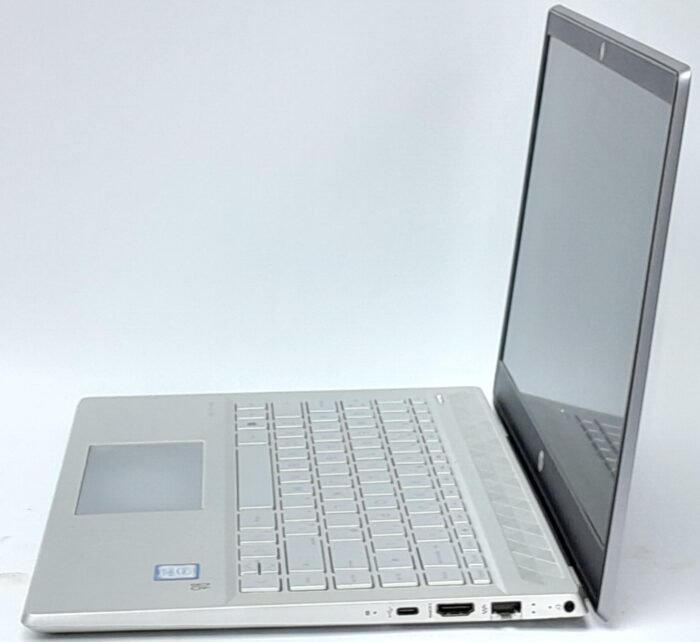 HP_Pavilion_Laptop_14-ce0502sa_3