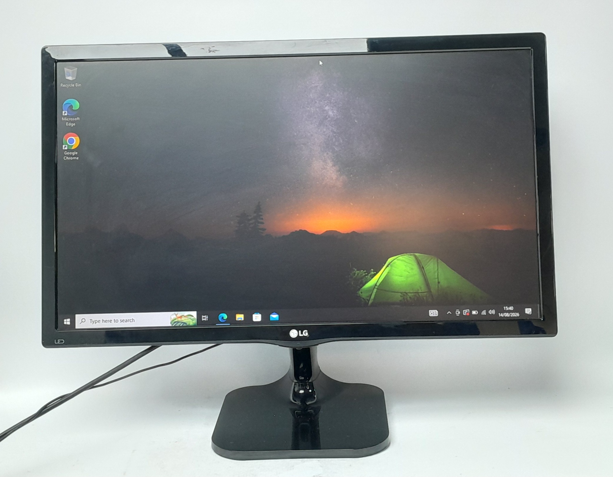 Lg_24m47vq_1.jpg Lg_24m47vq_1