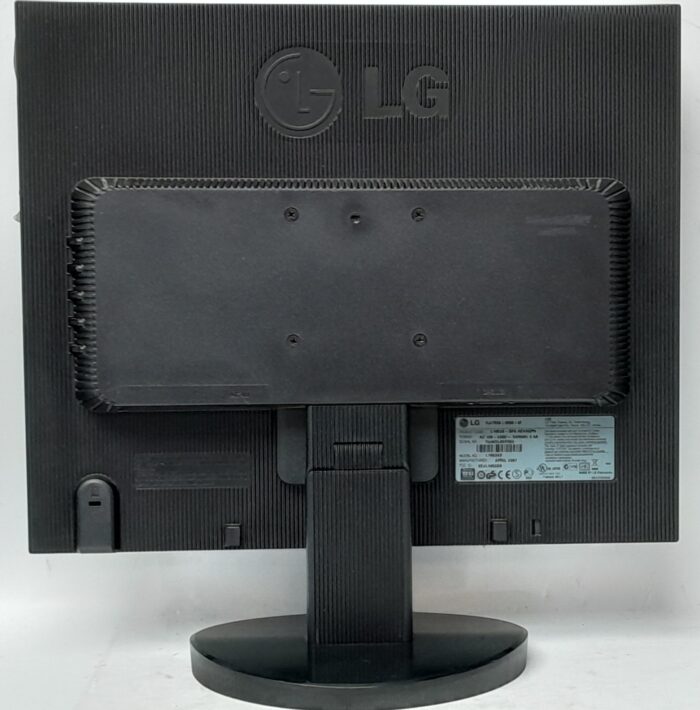 Lg_Flatron_L1718s_3