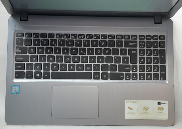 Asus_X540ua_2