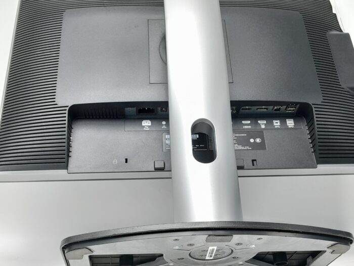 Dell_U2413f_4