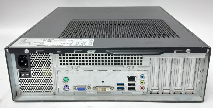 Fujitsu_Esprimo_E420_3