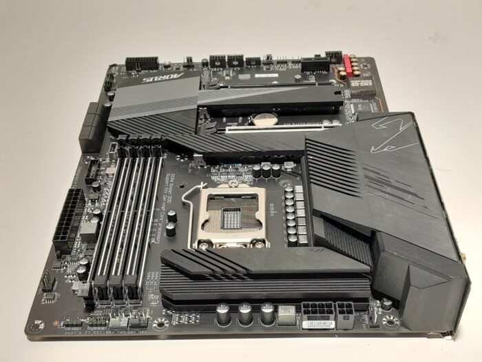 Gigabyte Z590 Aorus Elite Ax