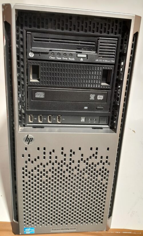 HP_Proliant_Ml350p_Gen8_1