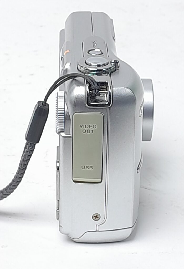 Olympus Fe-210
