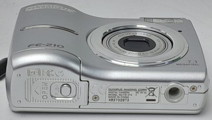 Olympus Fe-210