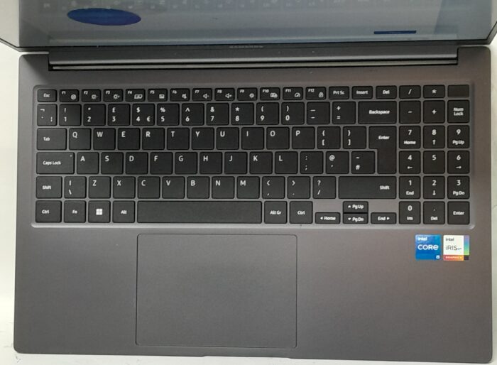 Samsung__Galaxy_Book3_750XFG_2