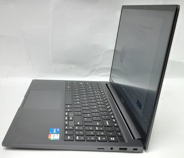 Samsung__Galaxy_Book3_750XFG_3